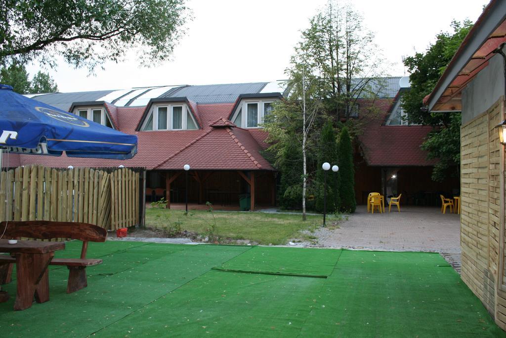 Hotel TenisHouse Marki  Exterior foto